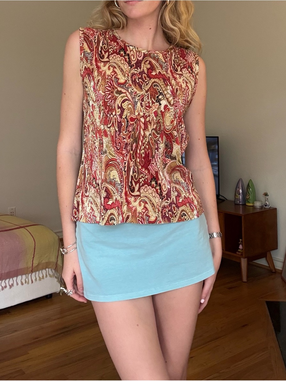 Sleeveless Plissé Paisley Print Tank Top